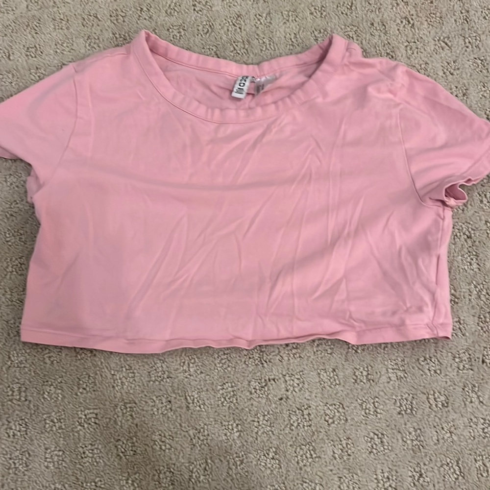Pink crop top size medium